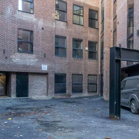 2 Bedroom Ensuite Leeds (West Yorkshire)