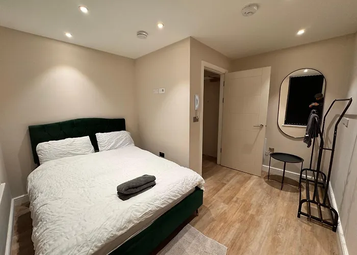 Apartment 2 Bedroom Ensuite *