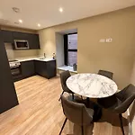 Lejlighed 2 Bedroom Ensuite