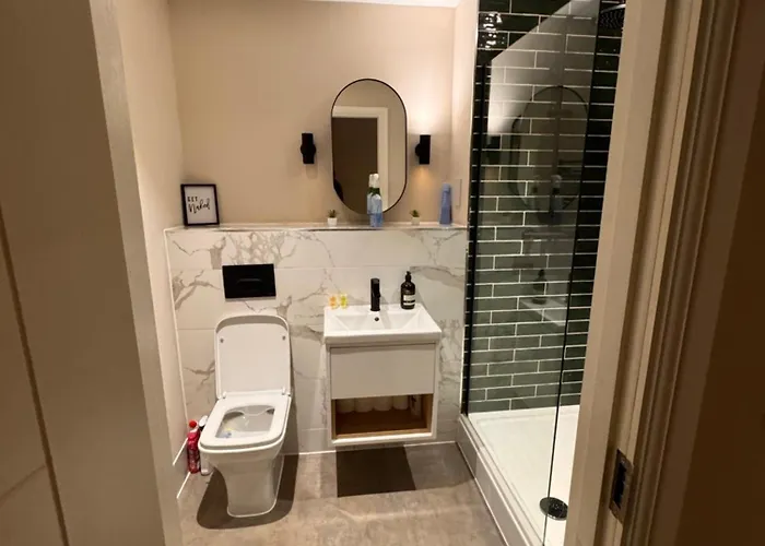 Апартаменти 2 Bedroom Ensuite Лідс